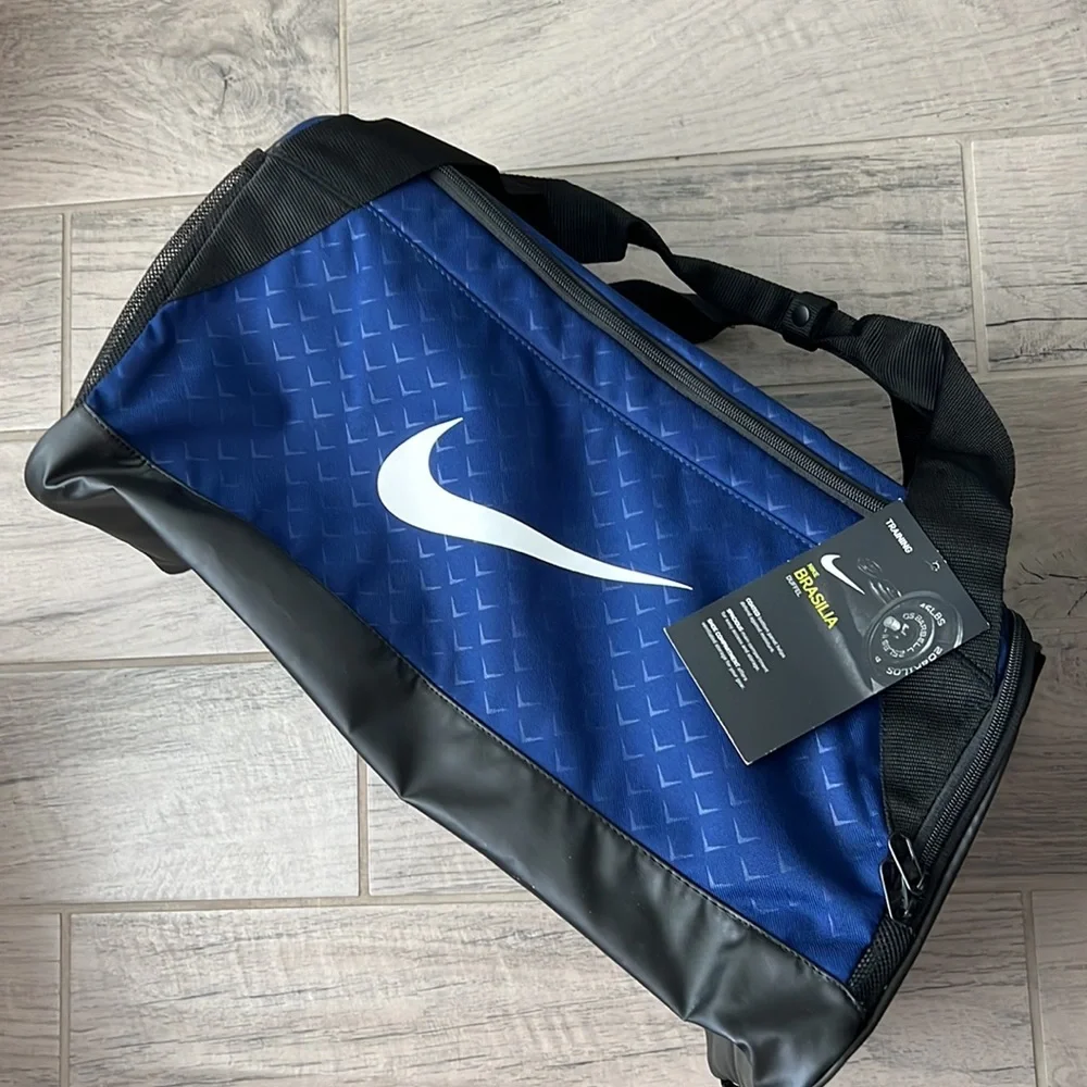 Nike Brasilia Duffel Bag - NEW - Picture 7 of 10